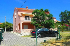 Apartments with a parking space Barbat, Rab - 15459